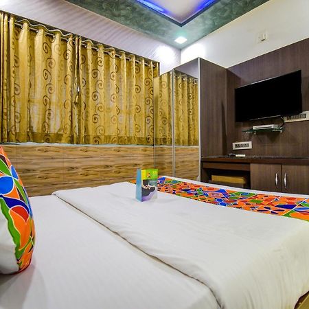 Fabhotel Kohinoor Plaza Ahmedabad Exterior photo