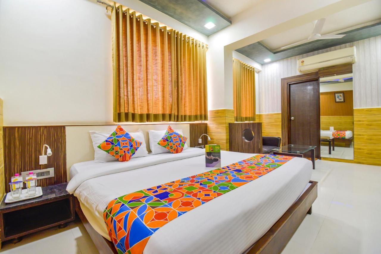 Fabhotel Kohinoor Plaza Ahmedabad Exterior photo