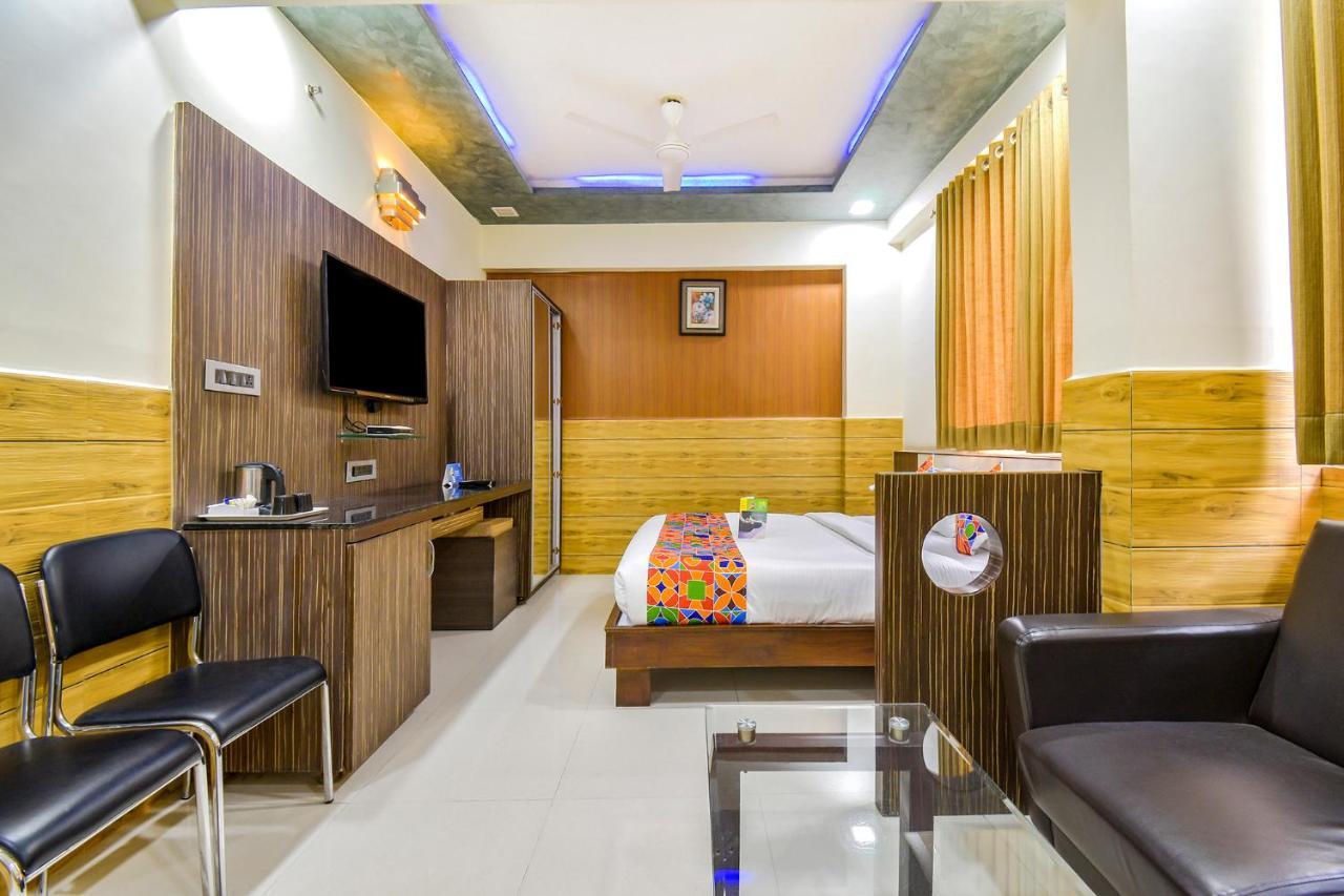 Fabhotel Kohinoor Plaza Ahmedabad Exterior photo